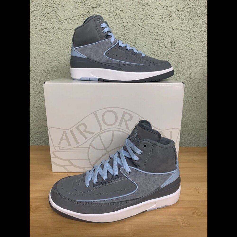 Nike Jordan 2 Retro Mid Cool‎ Grey Woman Size 6.5 FB8871-041